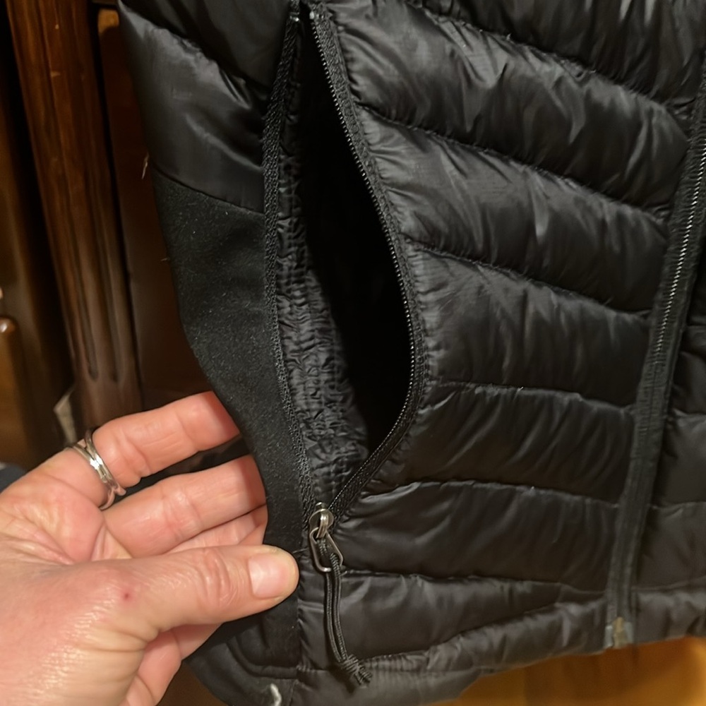 North Fave Vest - Picture 2 of 7